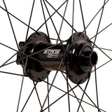 STAN'S NOTUBES - FLOW EX3 29" WHEEL - E-SYNC HUB CLOSE UP
