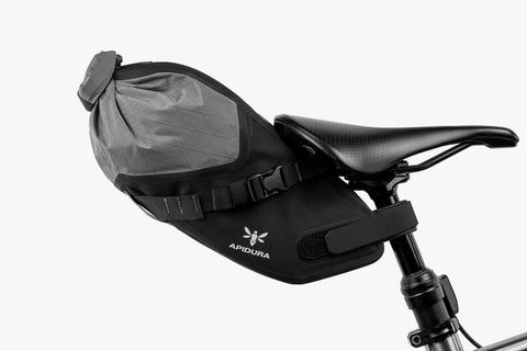 Apidura Backcountry Saddle Pack - 4.5L MOUNTED TO BIKE - SIDE VIEW